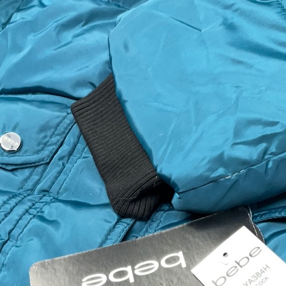 NWT women’s Bebe removable hood puffer jacket, size M - Picture 5 of 9